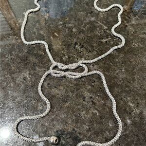 Chic Silver Necklace Single Strand Design